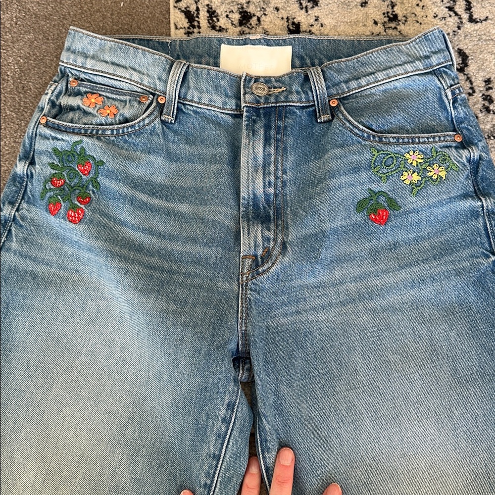 Mother Superior size 26 wide leg embroidered denim The Dodger Ankle length